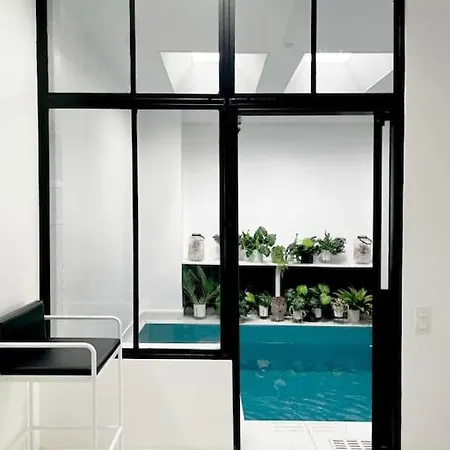 Loft House, Pool & Garden Villa Montreuil (Seine-Saint-Denis)