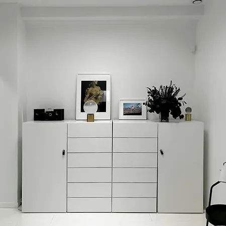 Loft House, Pool & Garden Villa Montreuil (Seine-Saint-Denis)