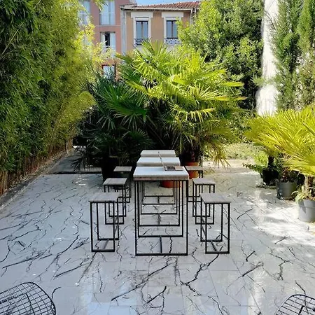 Loft House, Pool & Garden Montreuil (Seine-Saint-Denis)