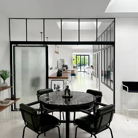 Loft House, Pool & Garden *