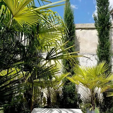 Loft House, Pool & Garden